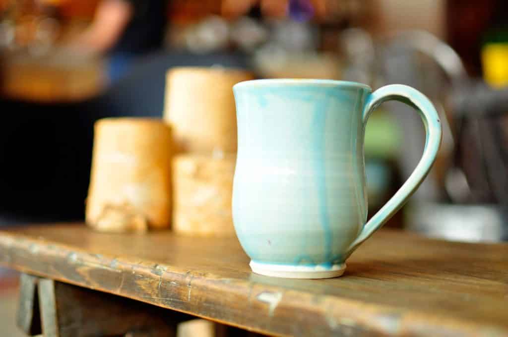 hand-crafted-pottery-mug